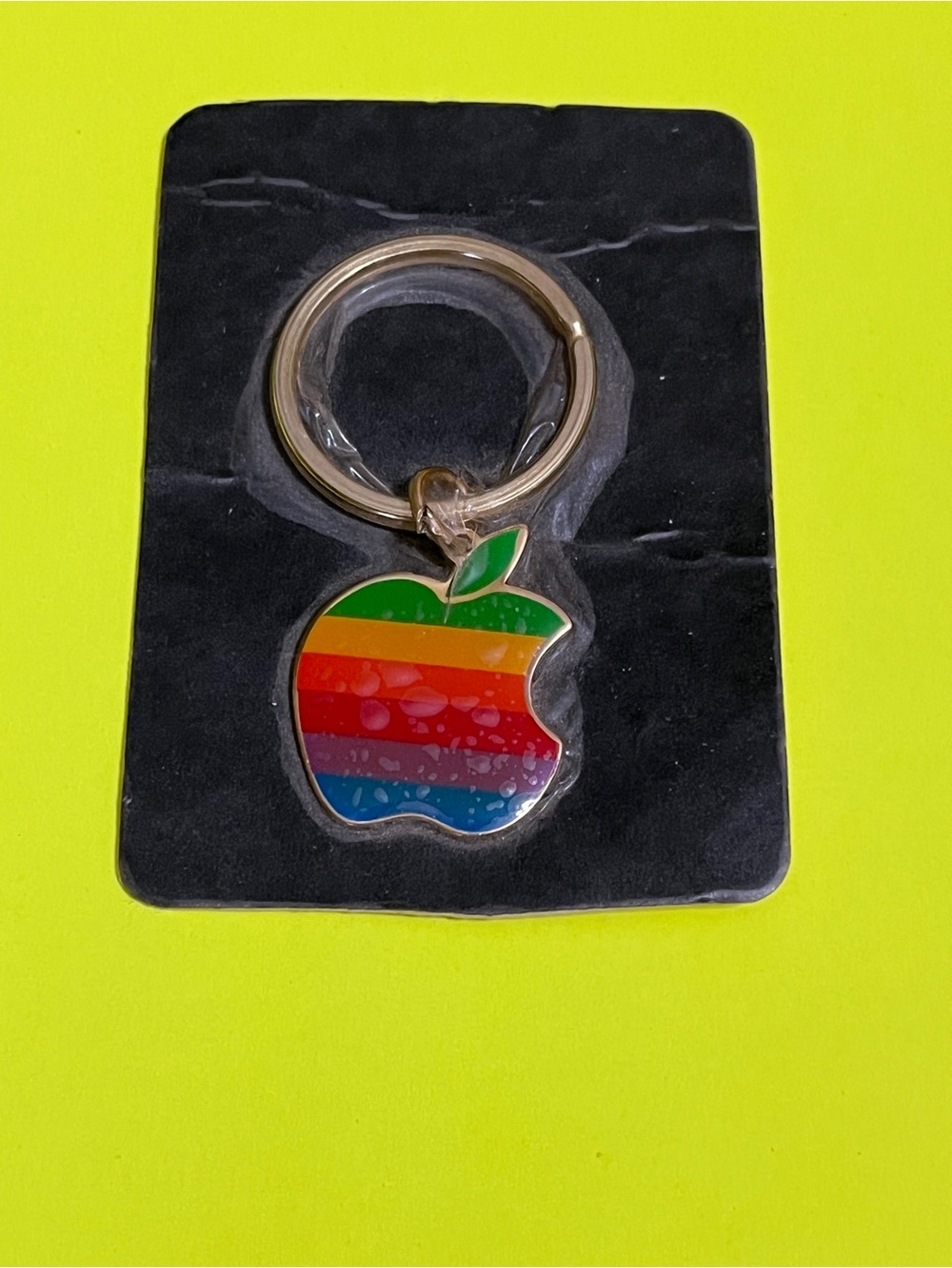 Vintage Gold Rainbow Apple Logo Keychain - Multicolor - Picture 2 of 3